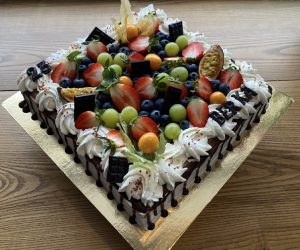 Šokolaadi-toorjuustutort