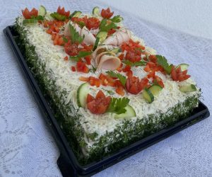 Võileivatort tuunikala või suitsukanaga